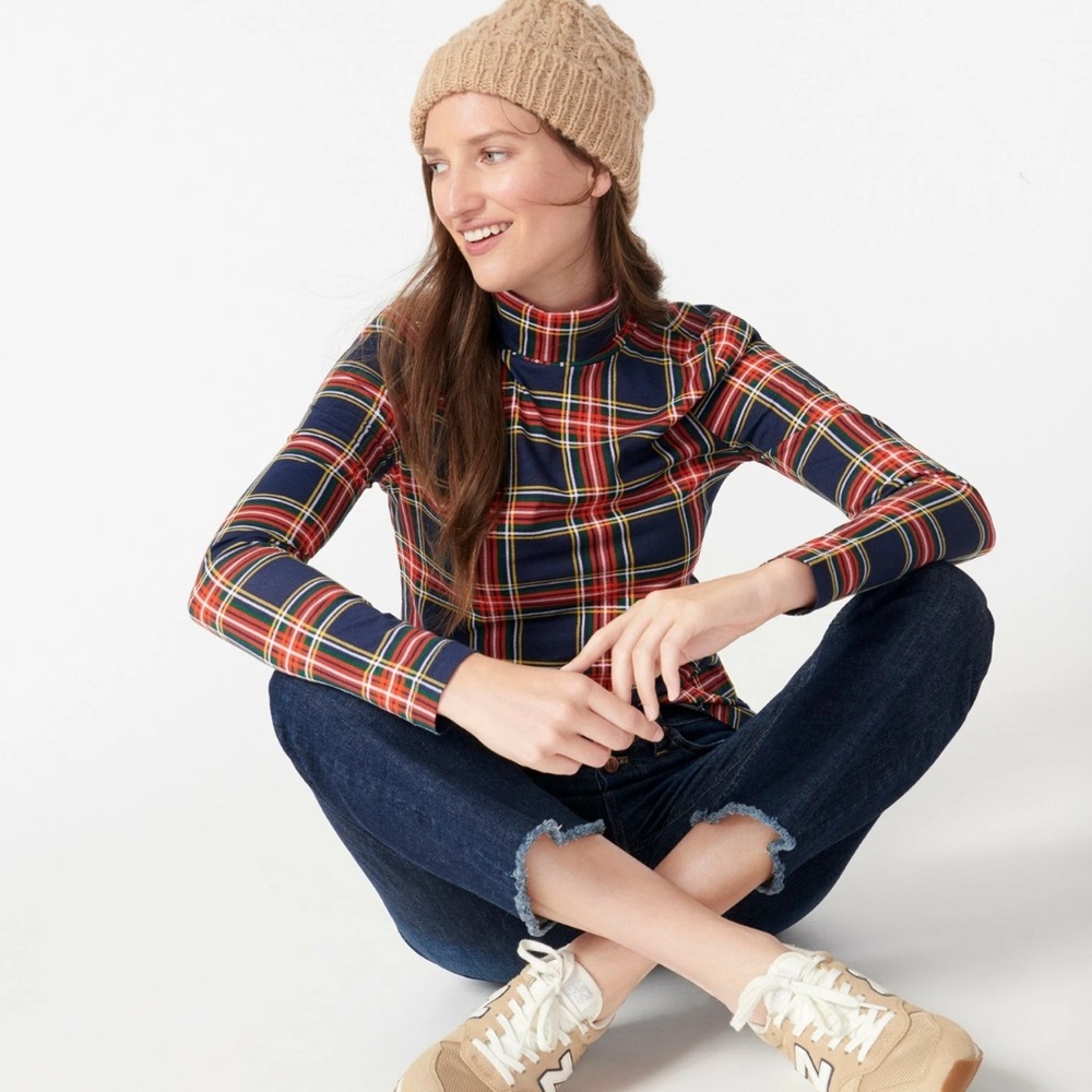 NWOT J.Crew Tissue Turtleneck in Black Stewart Tartan